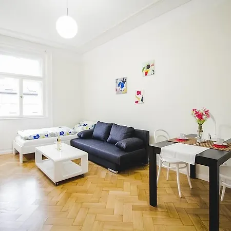 Modern In The Center Praha